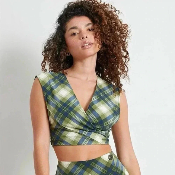 WeWoreWhat Tops - NWT WEWOREWHAT Top